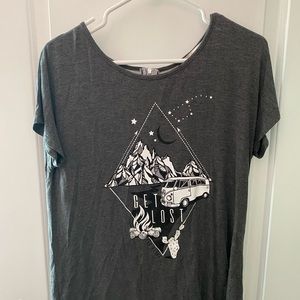 MISIA zipper back “get lost”  tee